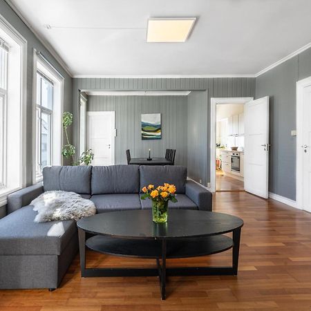 Sunny Apartment In Alesund City Exterior foto