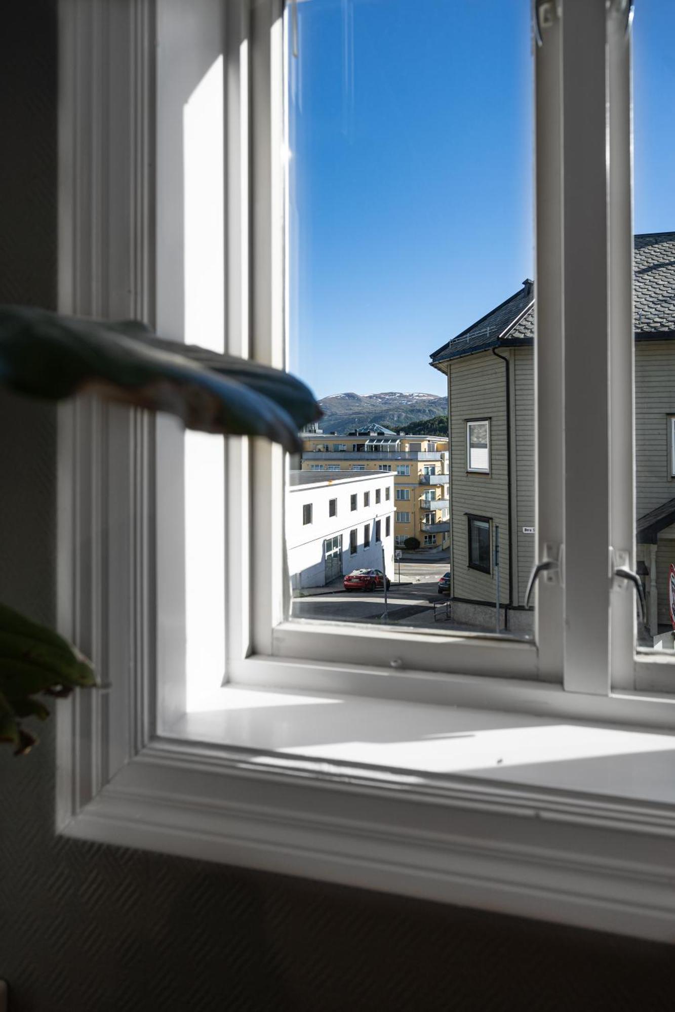 Sunny Apartment In Alesund City Exterior foto